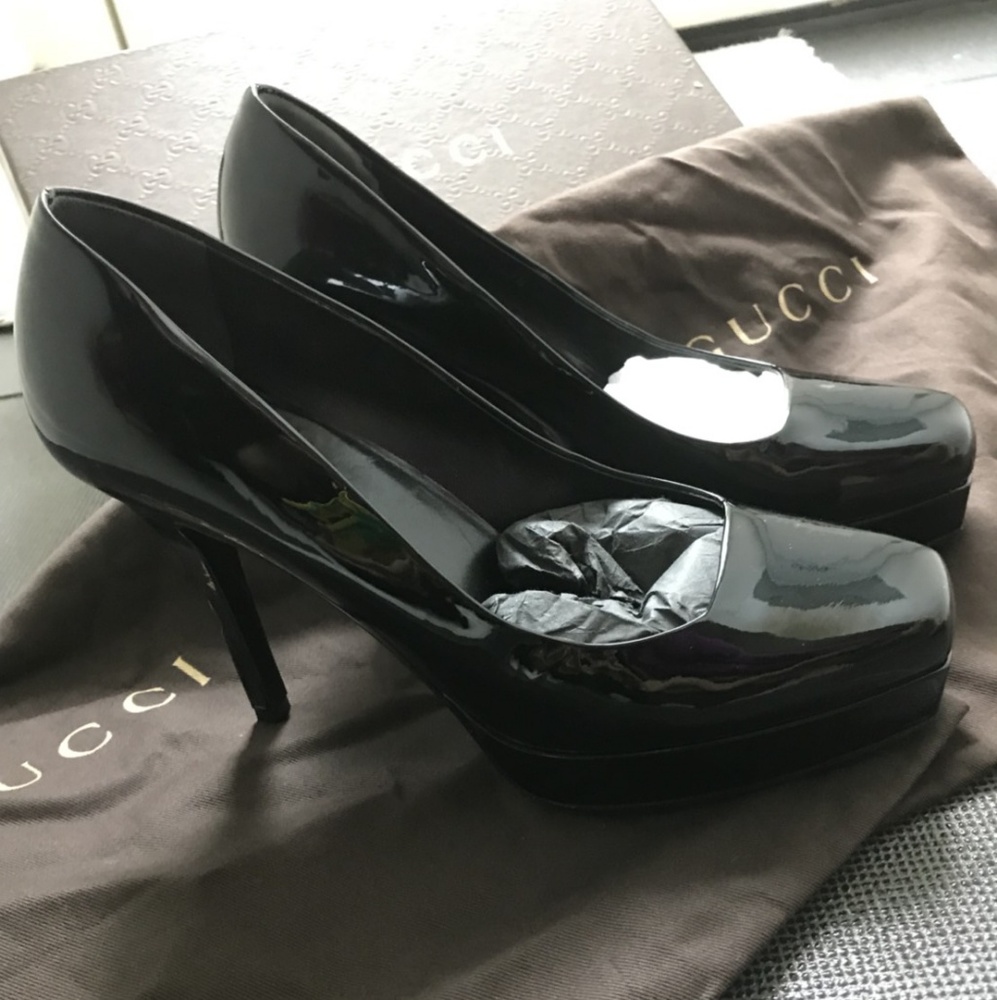 Gucci Pump - image 4